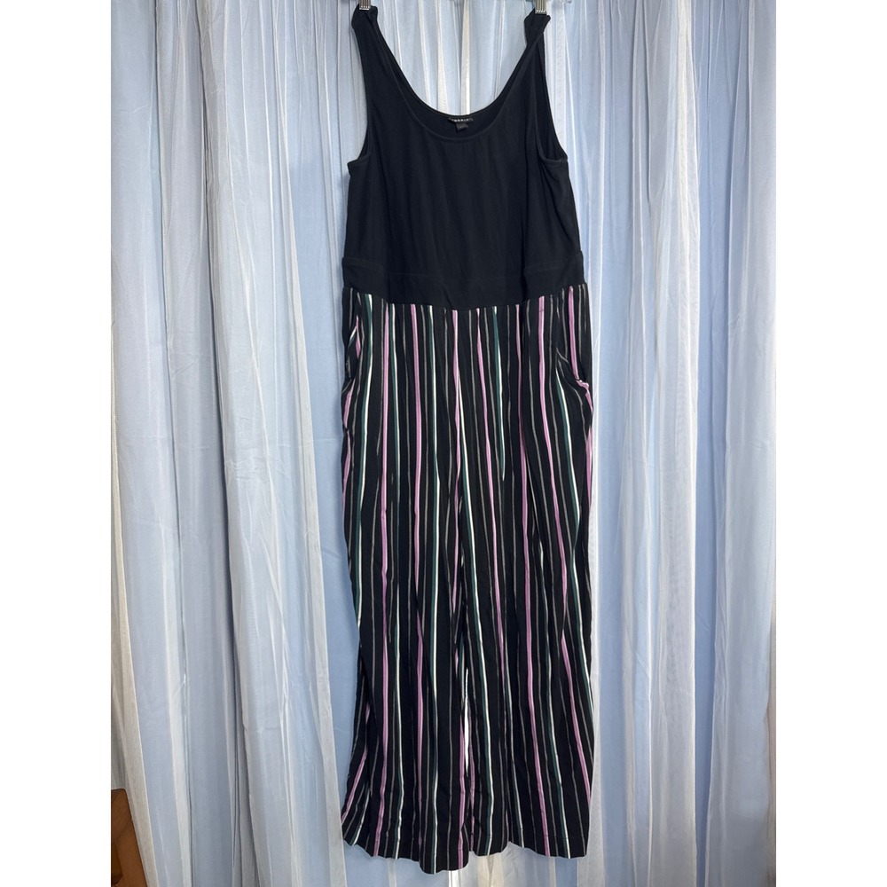 Torrid Jumpsuit Womens 2S Wide Leg Black Striped EUC